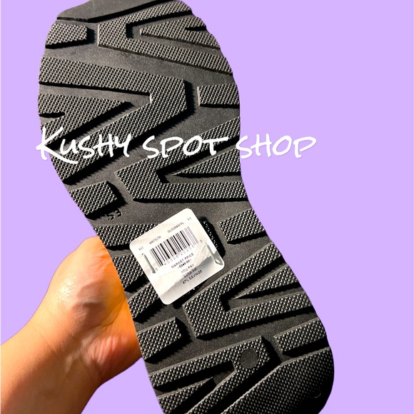 πππΏπ Valentino Hologram Platinum Gold Sneakers NIB NWT πππΏπ - Picture 2 of 4